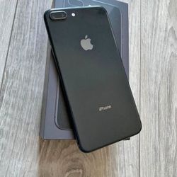 iPhone 8 Plus 