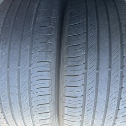 (2) 245/60R18 PAIR OF USED TIRES KUMHO FOR SALE 50% LIFE