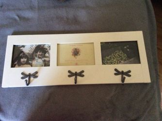 Photo coat and hat rack with 3 hooks holds 3 photos