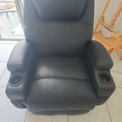 Relaxed Recliner black for living room.