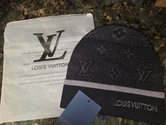 Comfortable Black/Grey Beanie