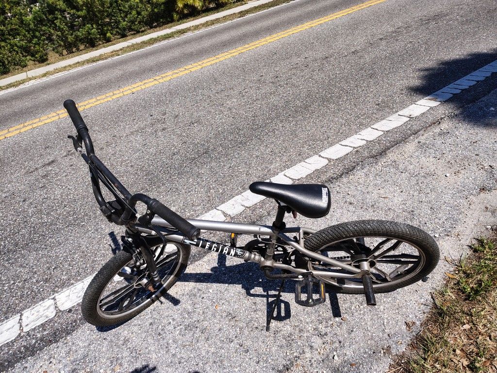 Mongoose Legion 20" Bicycle