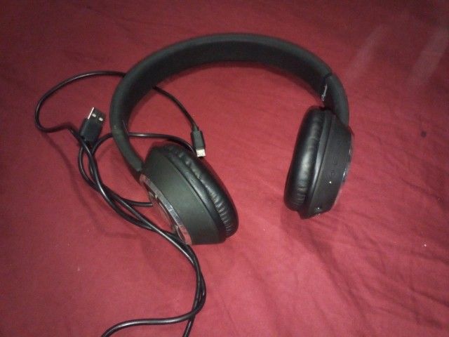 Bluetooth Headphones 