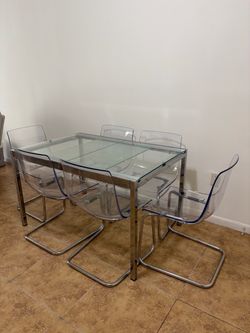 Glass & Chrome Dining Set with 6 Clear Cantilever Chairs