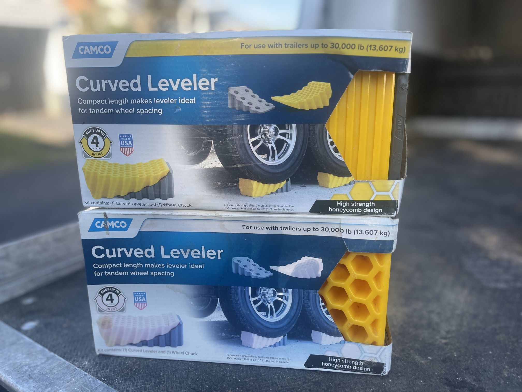 Camco Curved Camper / RV Leveler & Wheel Chock