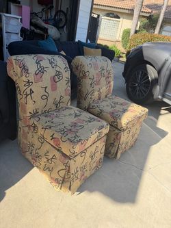 2 beautiful accent chairs