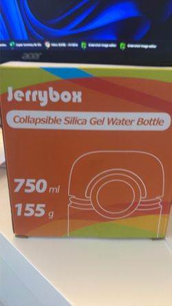 Brand New Jerrybox Collapsible Silicone Water Bottle (750ml)