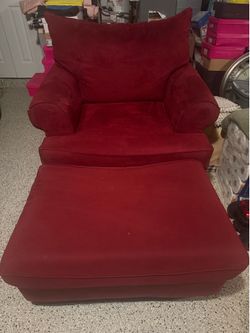 Burgundy armchair with Ottoman