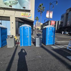 Porta Potties 