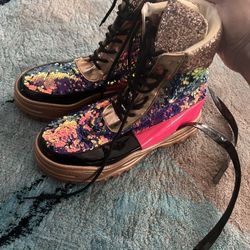 Women Boots Size 10 Pick Up Only No Delivery 