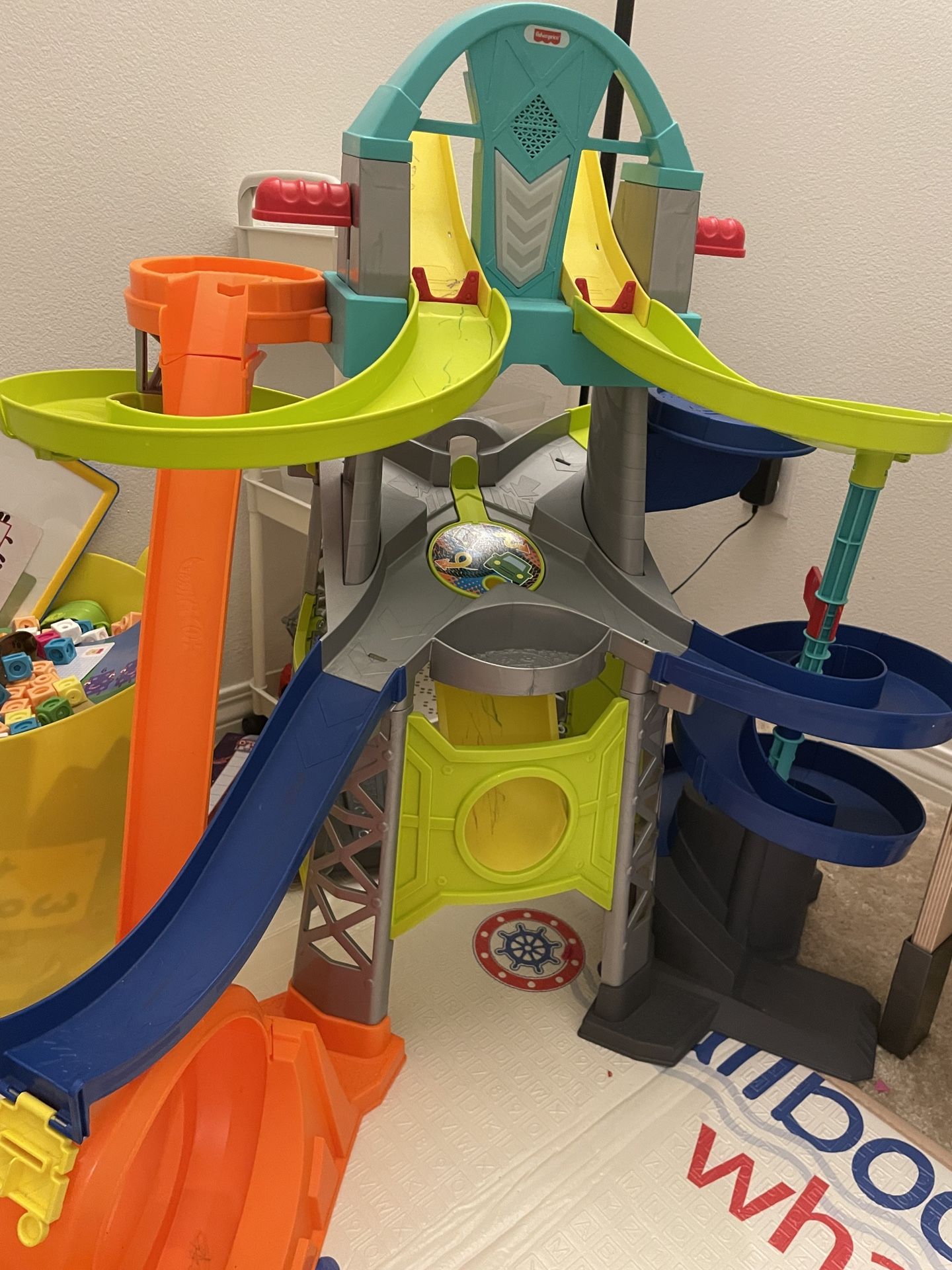 Assorted Toy Lot