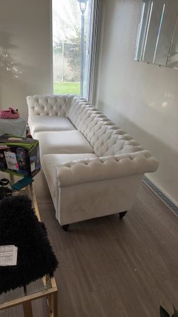 FREE COUCH