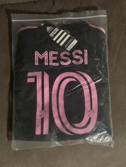 Kids Size 10/12 Messi Kit