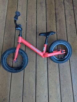 Kids balance bike