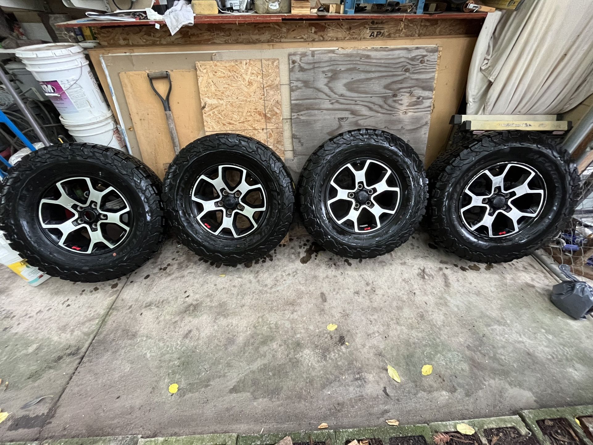 Jeep Wheels With Tires
