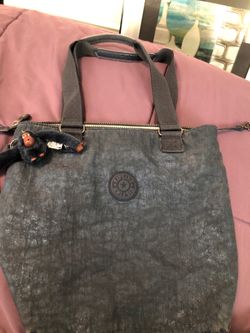 Kipling bag med tote navy good condition 25.00