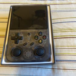 Anbernic Handheld Gaming 