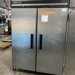 Commercial Refrigerator 