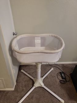 HALO Bassinet Swivel Sleeper