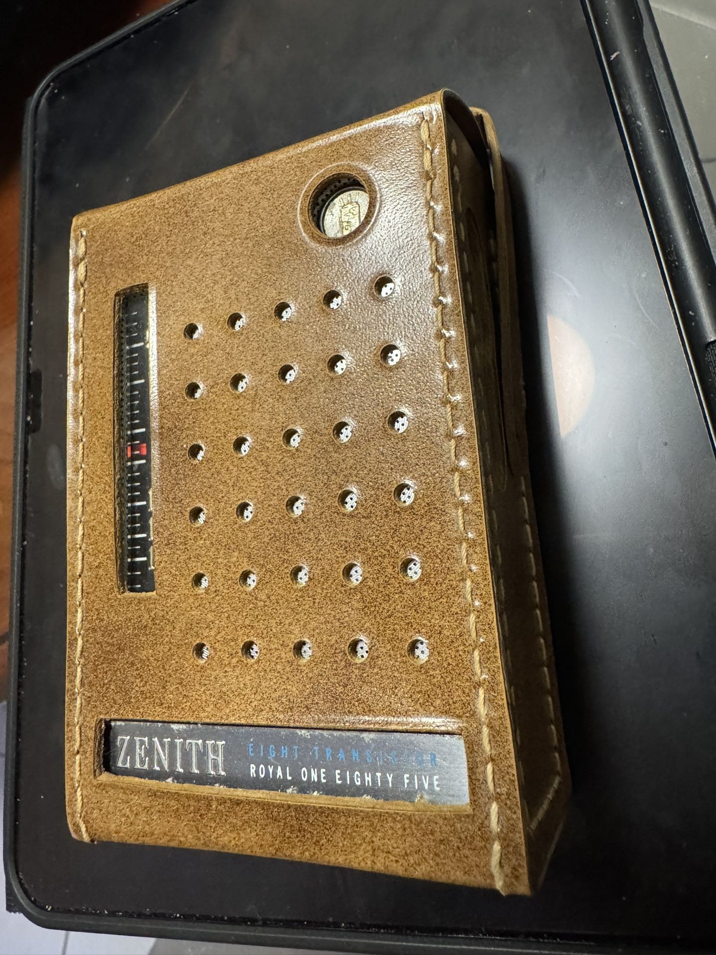 Vintage zenith Pocket Transistor Radio