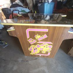 Miss Pac Man With 7 Other Game