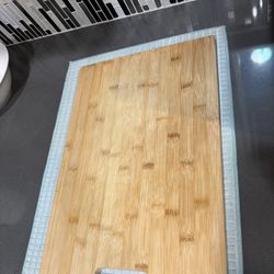 [Moving Sale] Bamboo Cut board $5 