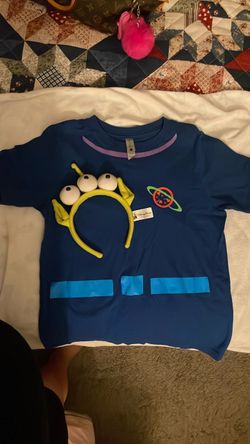 Youth Toy Story The Claw Tee Size M  and Headband