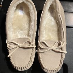 Moccasins. Women Size 7