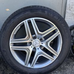 2013-2018 G63/G500 OEM Wheels & Tires 