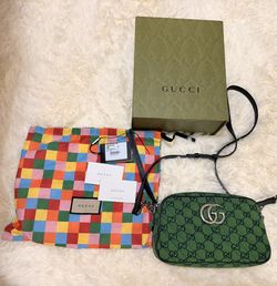 Authentic Like New Gucci Marmont GG Camera Canvas Crossbody