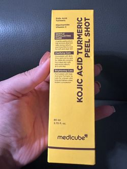 MEDICUBE Kojic Acid Turmeric Peel Shot