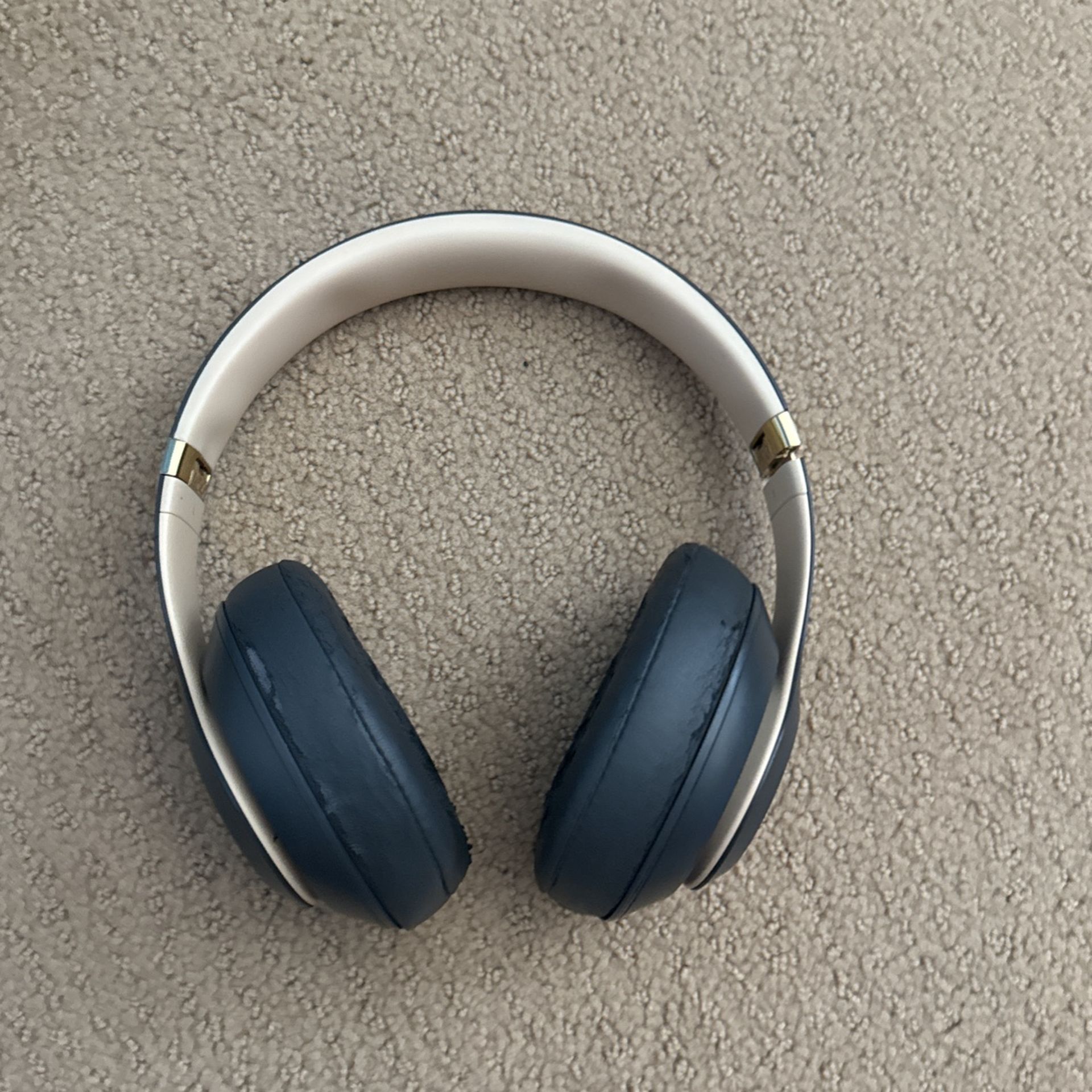Beats Studio 3