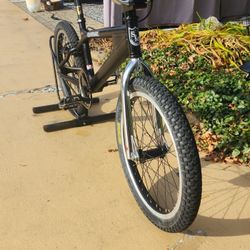 Schwinn Predator Trail 2001 Midschool Bmx