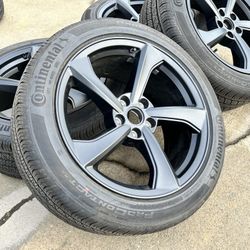 WE INSTALL OR DELIVER  4x 2025 Tesla Model Y Juniper Wheels Rims Crossflow 19X9.5J  CONTINENTAL TIRES 97%