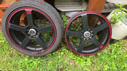 2x 18in Motegi wheels