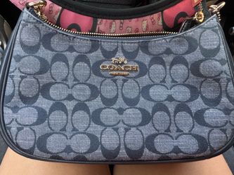 Coach purse and wallet