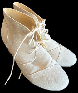 Soda big girl shoe Wedge Booties Size 5M