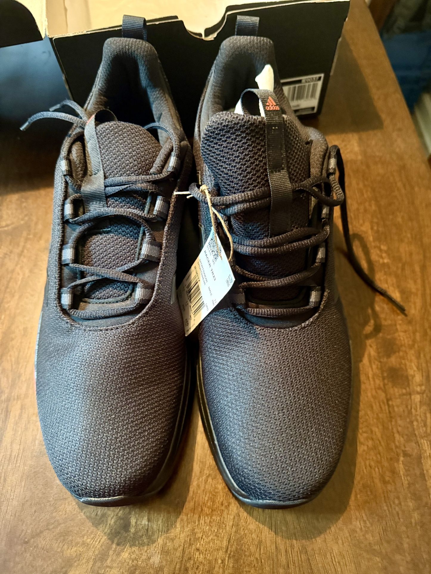 Adidas Men Shoe Size 11.5