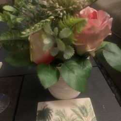 Small Bouquet Flowersw/ Vase Artifical