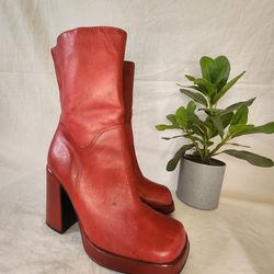 VINTAGE STEVE MADDEN FRANKY RED LEATHER CHUNKY PLATFORM WOMAN BOOTS SIZE 7 B