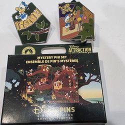 Disney Attraction Adventureland Treehouse Puzzle Pins