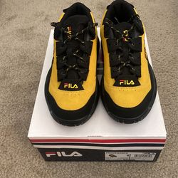 NEW FILA Provenance Sneaker USA 8.5