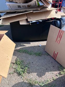 Free box’s ottoman