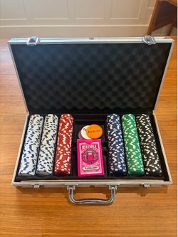 300-Piece Poker Chip Set with Aluminum Carrying Case, Cards, and Dealer Buttons