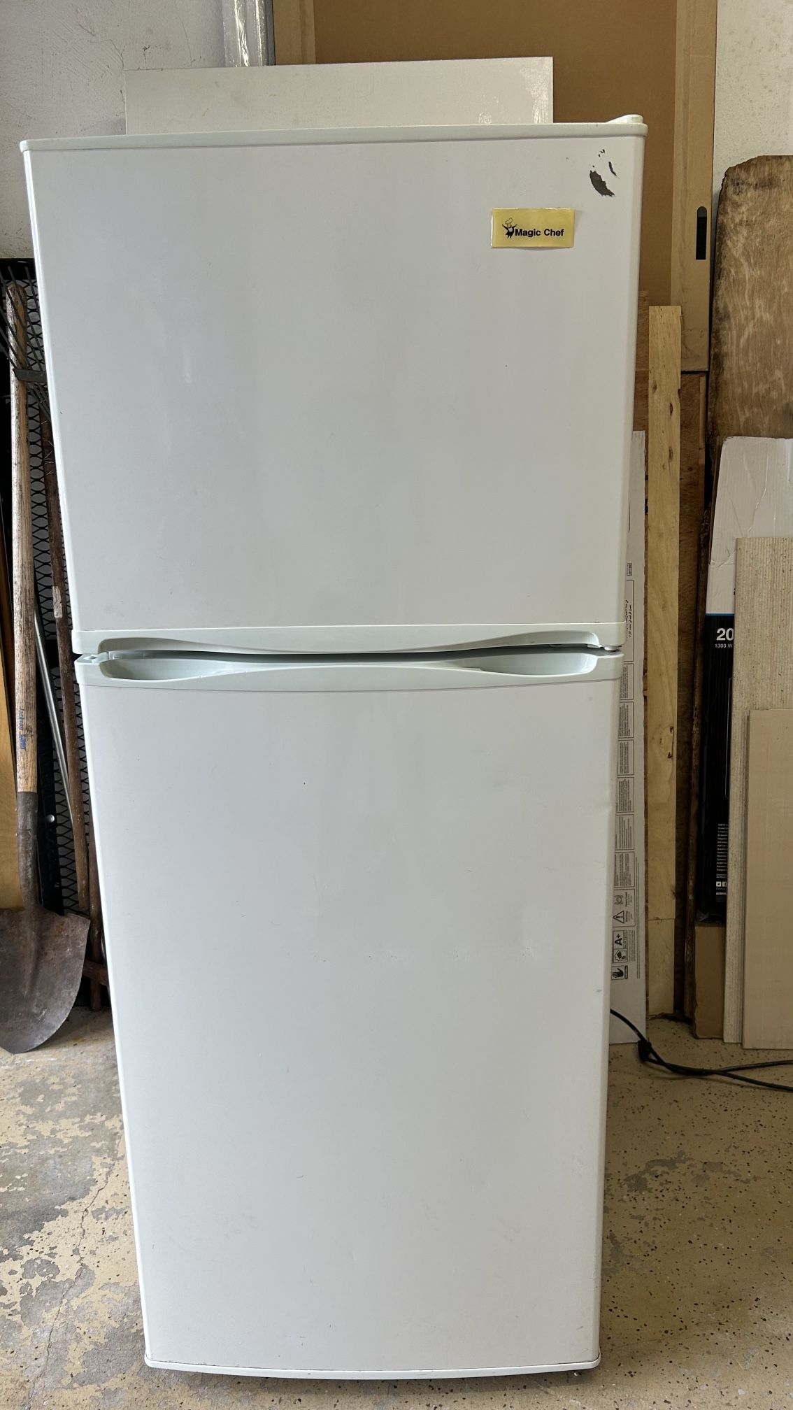 Magic Chef Fridge
