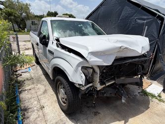 2018 Ford F150. FOR PARTS ONLY