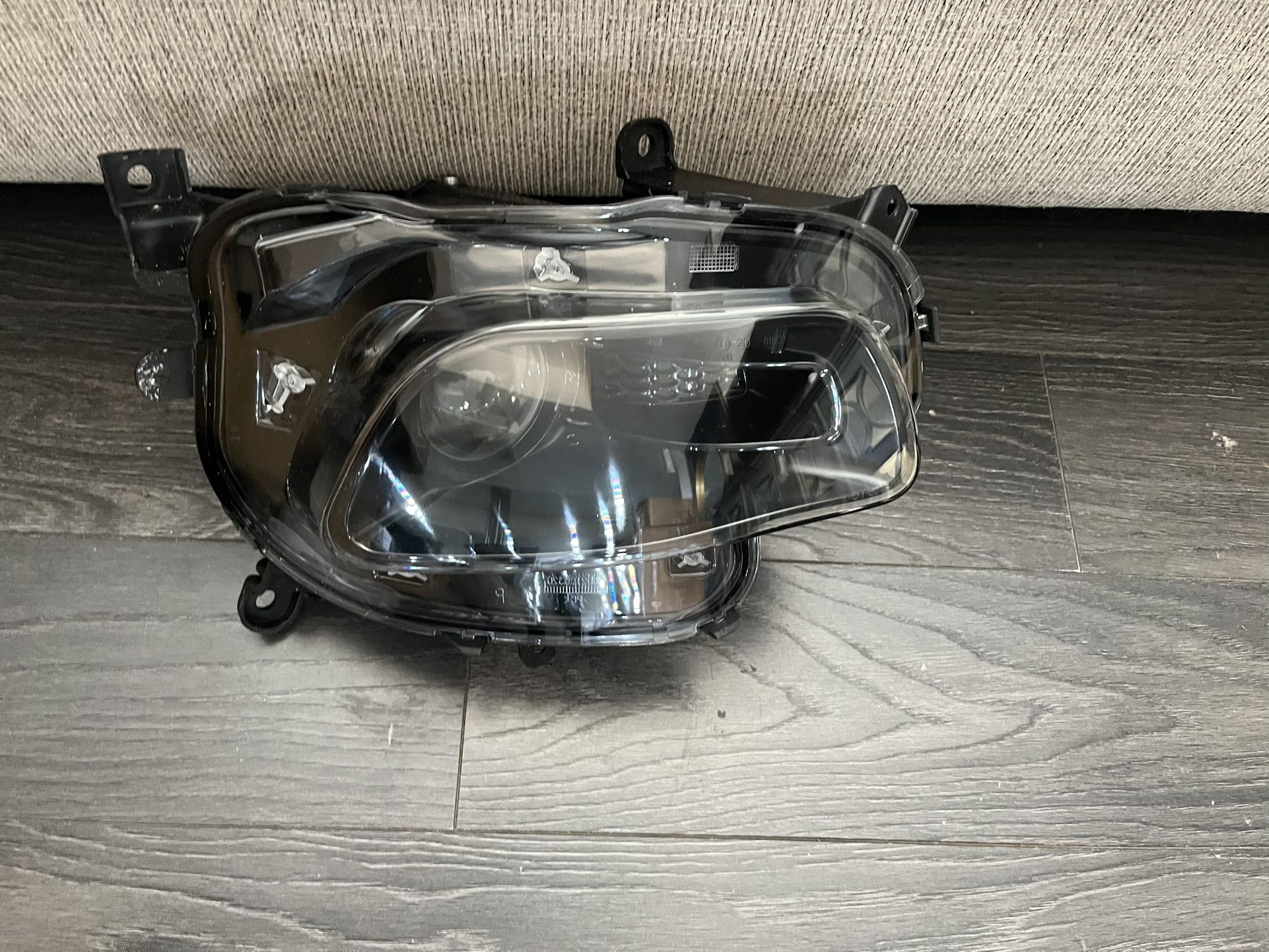 Jeep Cherokee Headlight 14-18