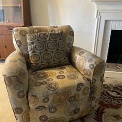 Swivel/rocking Chair