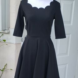 Black Lulus Dress Size Small In Excellent Condition-$20