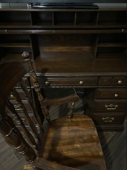 desk with chair